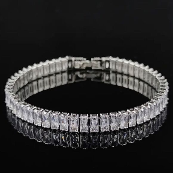 BRAND NEW TENNIS BRACELET PRINCESS CUT